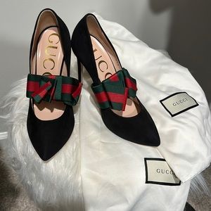 Authentic Bow Gucci heels